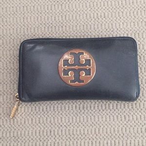 Tory Burch continental wallet